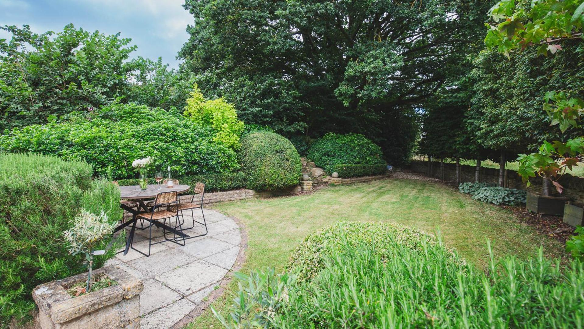 Thatch Cottage Todenham Bagian luar foto